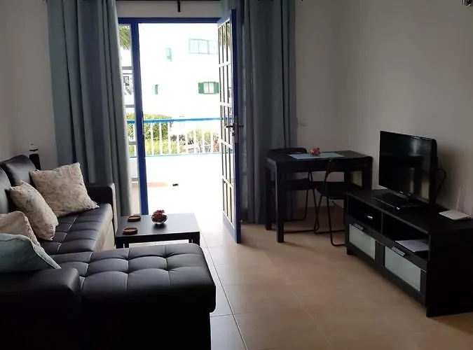 Atalaya 1st Floor Poolside * Puerto del Carmen (Lanzarote)