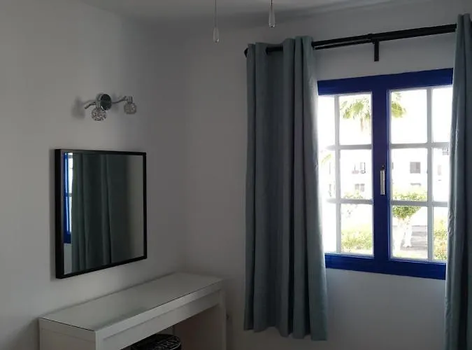 Atalaya 1st Floor Poolside Lejlighed Puerto del Carmen (Lanzarote)